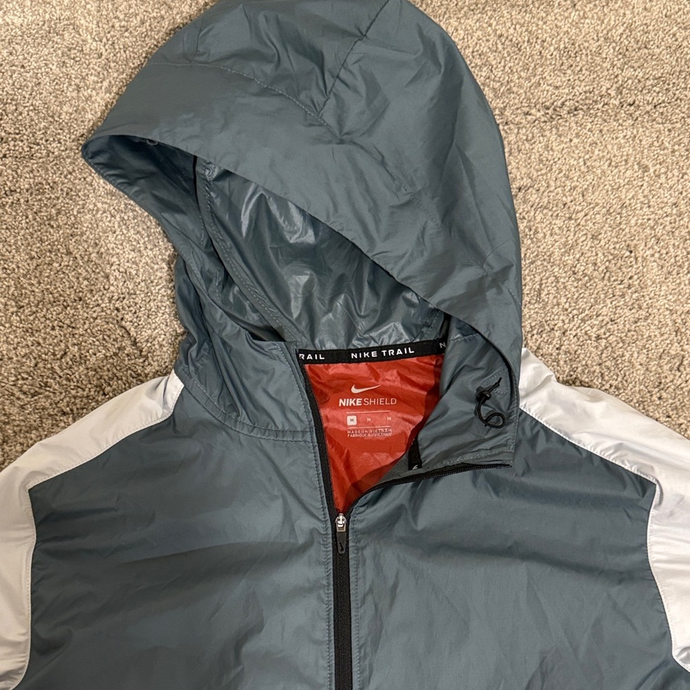 Nike Trail Men's Windbreaker